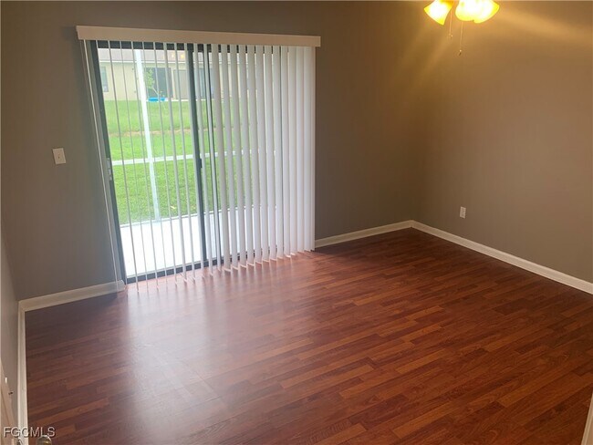 Building Photo - 4520 SW 7th Pl