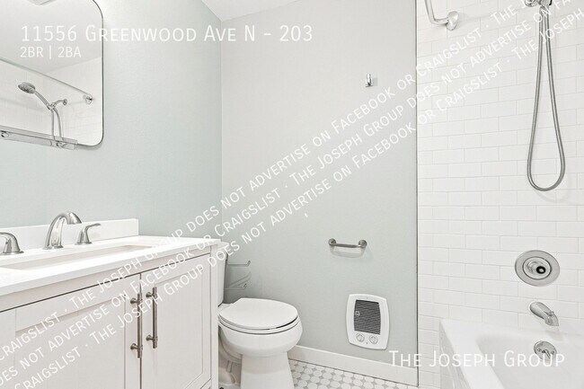Building Photo - 11556 Greenwood Ave N