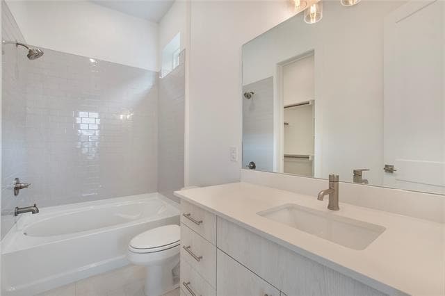 Building Photo - 4205 Roseland Ave