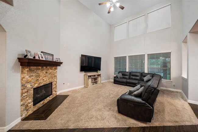 Building Photo - 15311 Kenny Dr