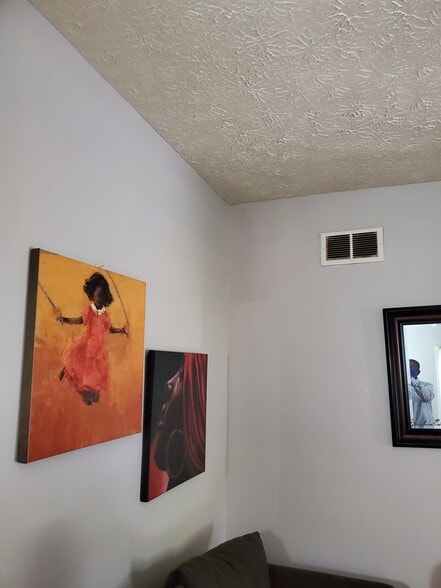 Building Photo - 2862 N Olney St