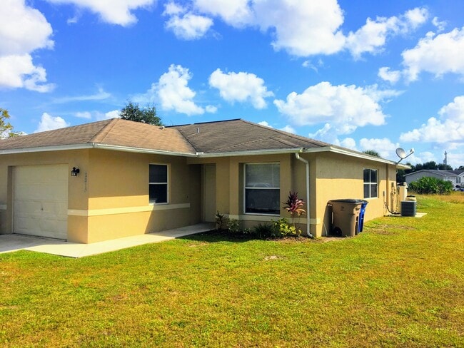 Primary Photo - 2213 Armour Rd