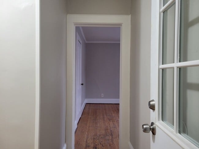 Building Photo - 442 Meigs-VR