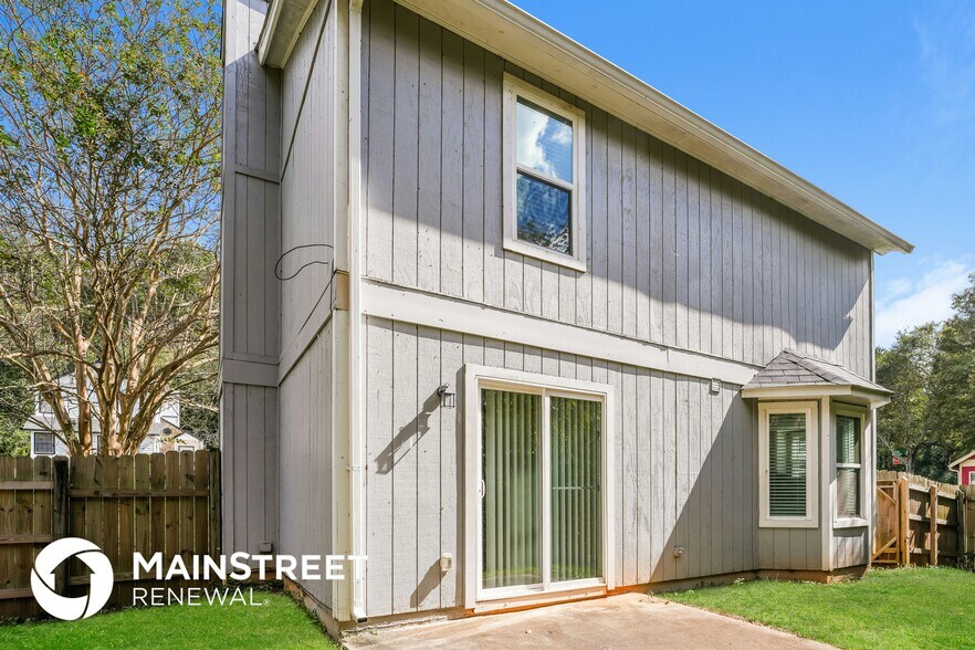 Building Photo - 830 Durham Crossing