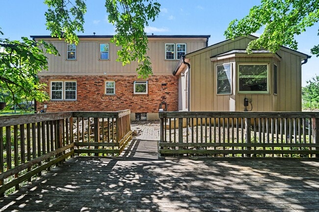 Building Photo - 6951 Copperglow Ct