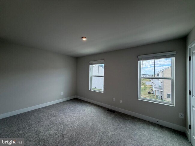Building Photo - 24852 Wye Ml Ln