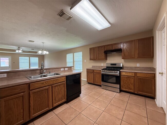 Building Photo - 2623 Marble Manor Ln