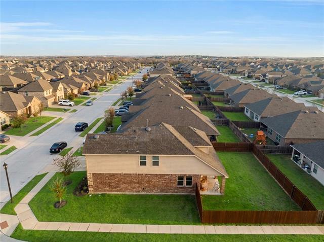 Building Photo - 717 Rawhide Way