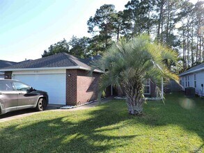 Building Photo - 2541 Gulf Breeze Ave