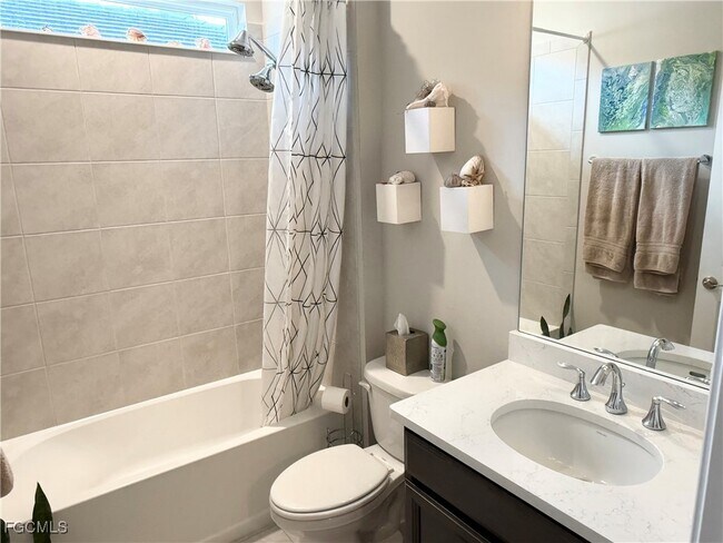 Building Photo - 16542 Crescent Beach Way