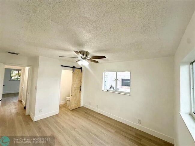 Building Photo - 4510 NW 49th Dr