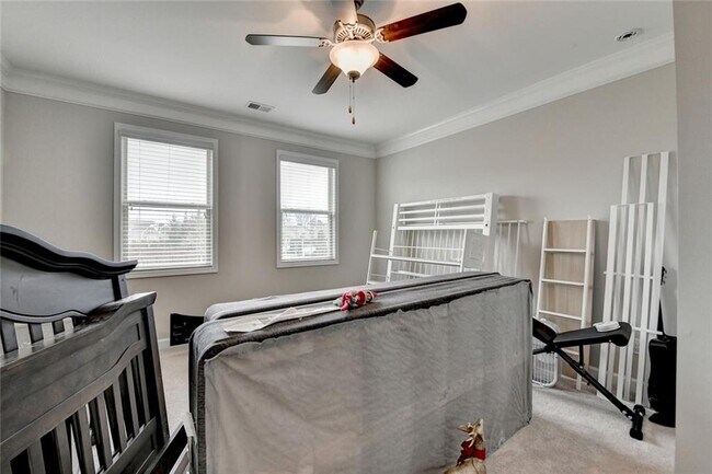 Building Photo - 5525 Nesmith Ct