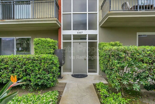 Building Photo - 5357 La Jolla Blvd