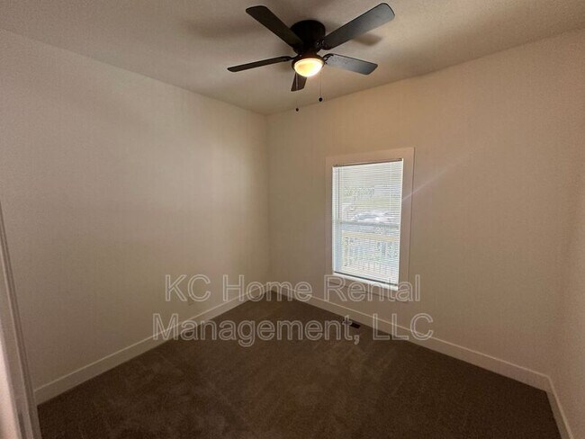 Building Photo - 2311 Jarboe St