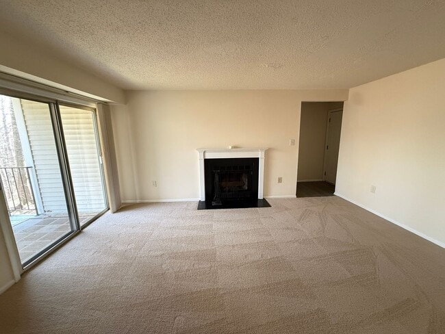 Building Photo - 12276 Stevenson Ct