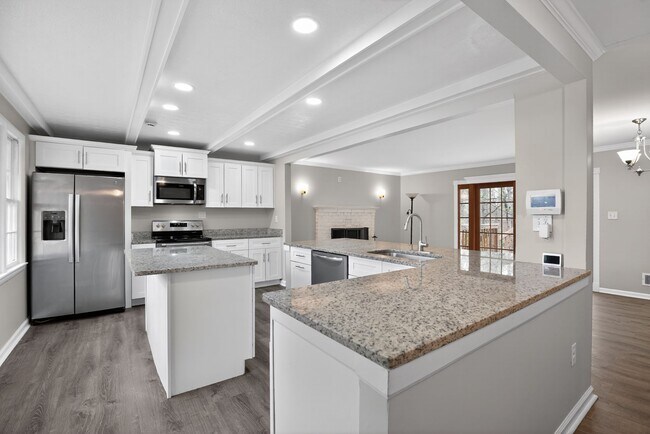 Building Photo - 8512 Rose Marie Dr