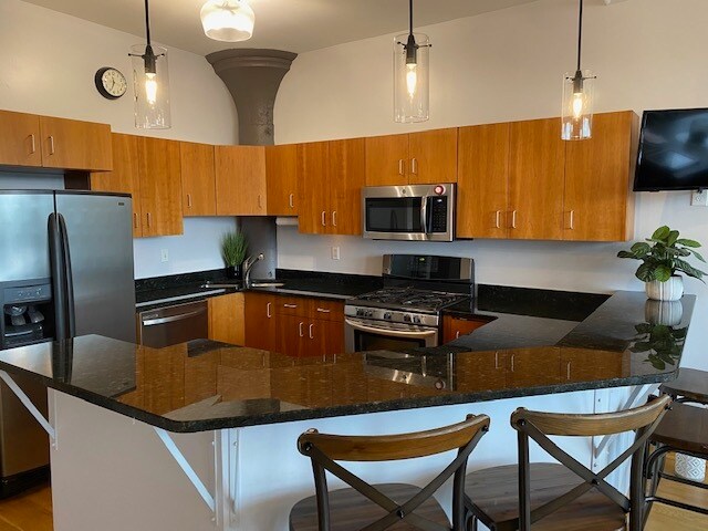 Kitchen - 2077 E 4th St