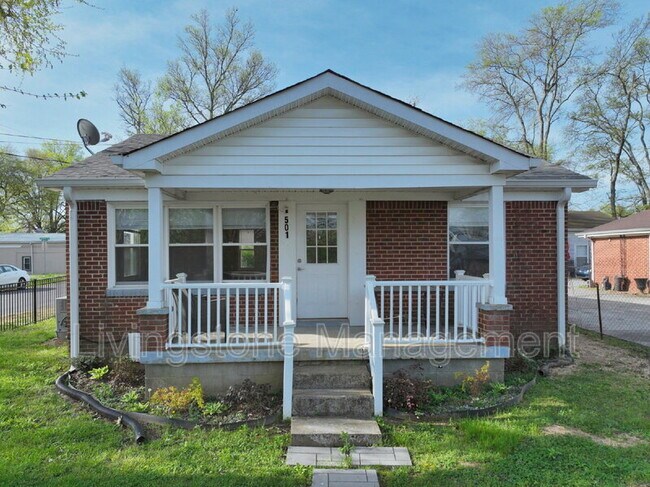 Building Photo - 501 Small St