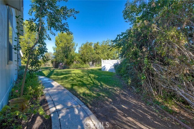Building Photo - 35450 Calle Nopal