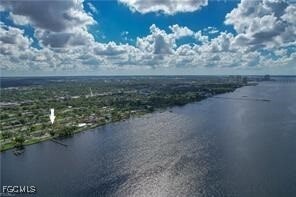 Building Photo - 3933 E River Dr