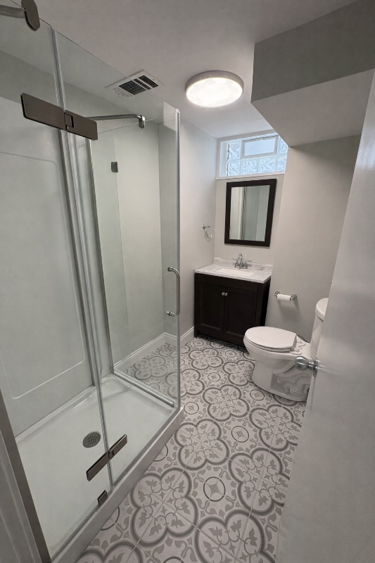 Building Photo - 5306 E 10th St