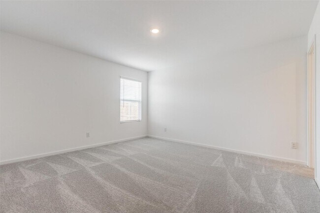 Building Photo - Brand-new home in McKinney’s Preserve at Honey Creek with spacious backyard, stylish interiors, c...