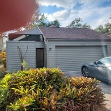 Building Photo - 13804 Lazy Oak Dr