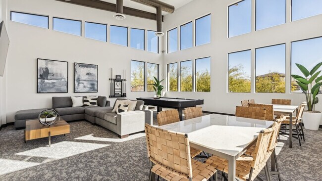 Building Photo - 5972 E Sinclair St