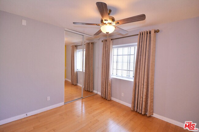 Building Photo - 23935 Ingomar St