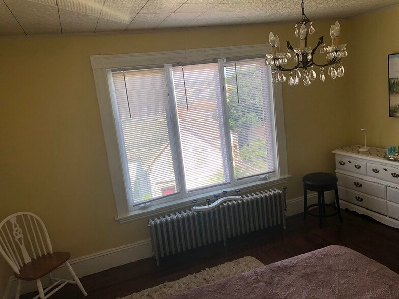 Building Photo - 10 Commonwealth Ave