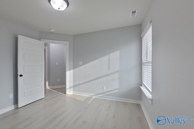 Building Photo - 496 Ford Chapel Rd