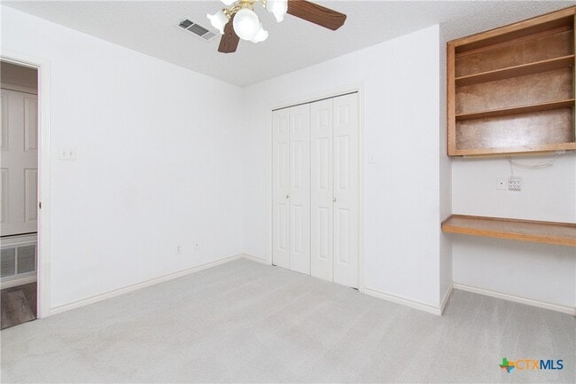 Building Photo - 524 Neches St