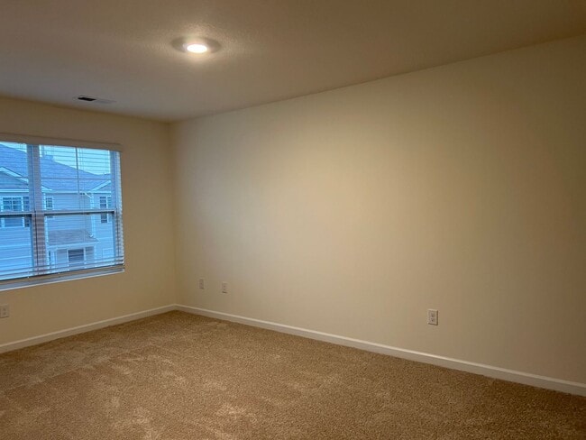 Building Photo - Beautiful New Construction 3 bedroom 2.5 C...