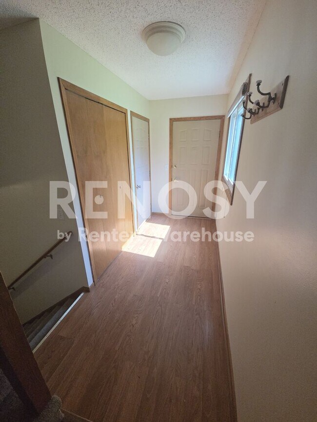 Building Photo - 15536 Garfield Cir