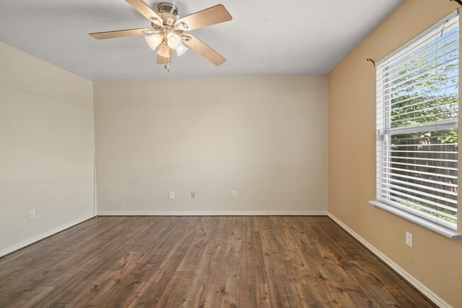 Building Photo - 1631 Quail Run