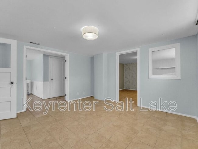 Building Photo - 3956 S 4800 W