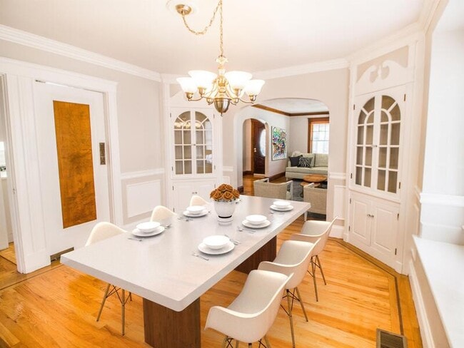 Building Photo - 18 Sherman Ct