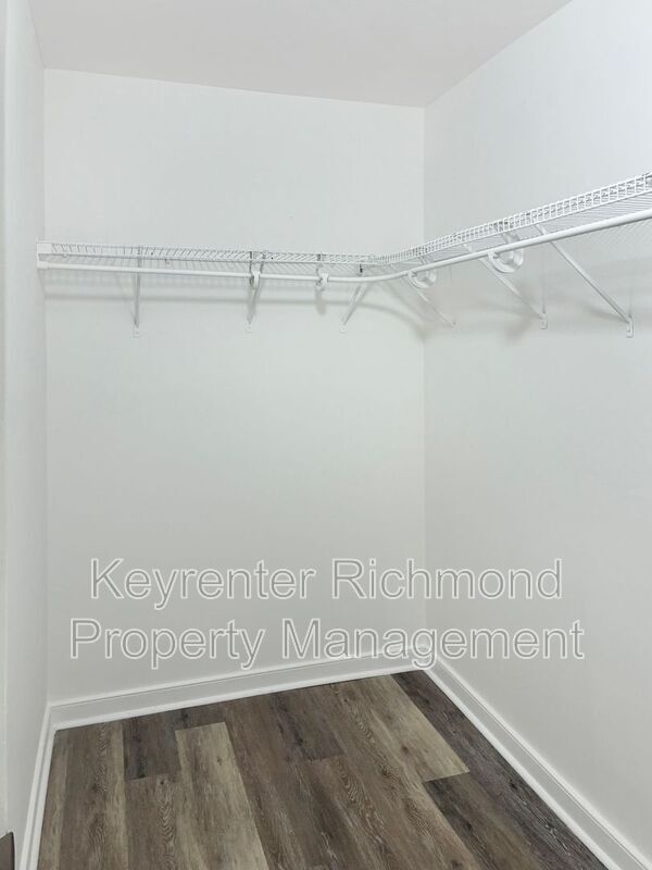 Building Photo - 9207 Stone Meadow Dr