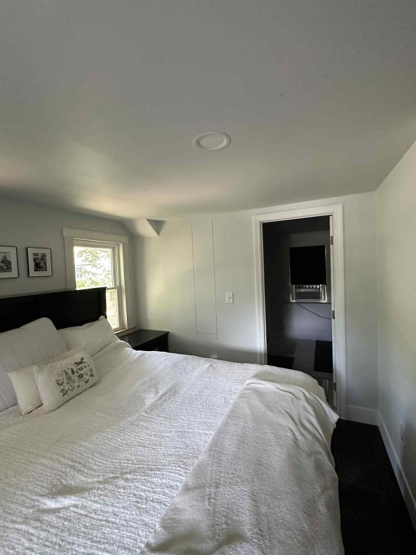 Building Photo - 134 School St