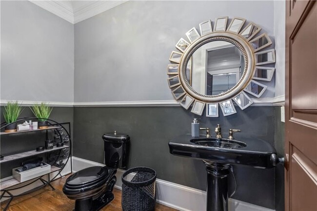 Building Photo - 2125 Cooper Lake Dr SE