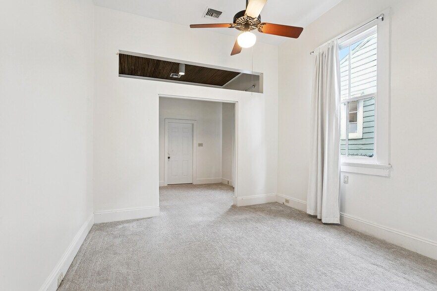 Building Photo - 1533 Dublin St