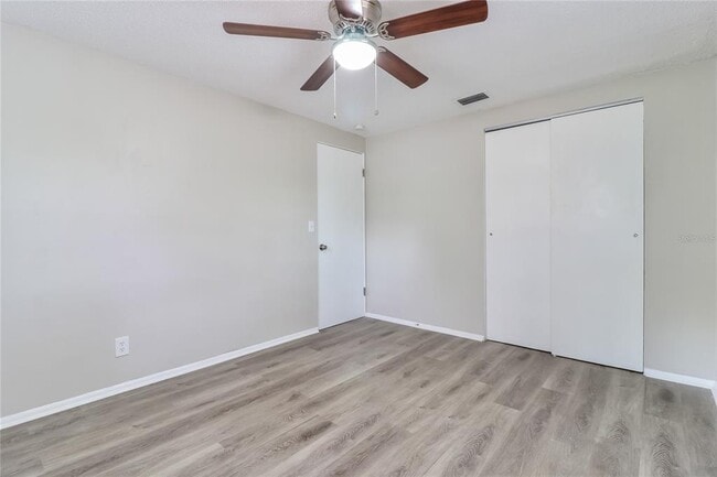 Building Photo - 3914 Deleuil Ave