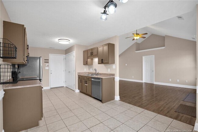 Building Photo - 175 Seabiscuit Dr