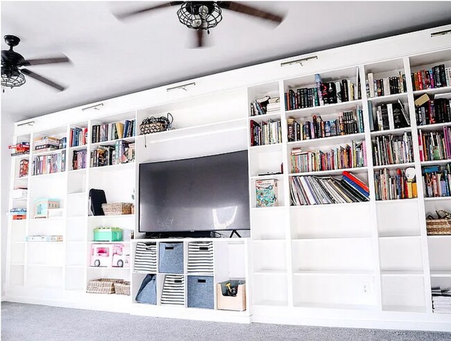 Building Photo - 961 N Kiaya Ln