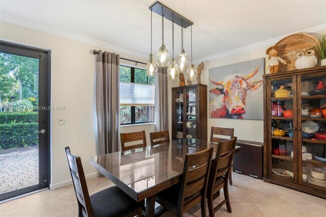Building Photo - 12125 Vaquero Trails Dr