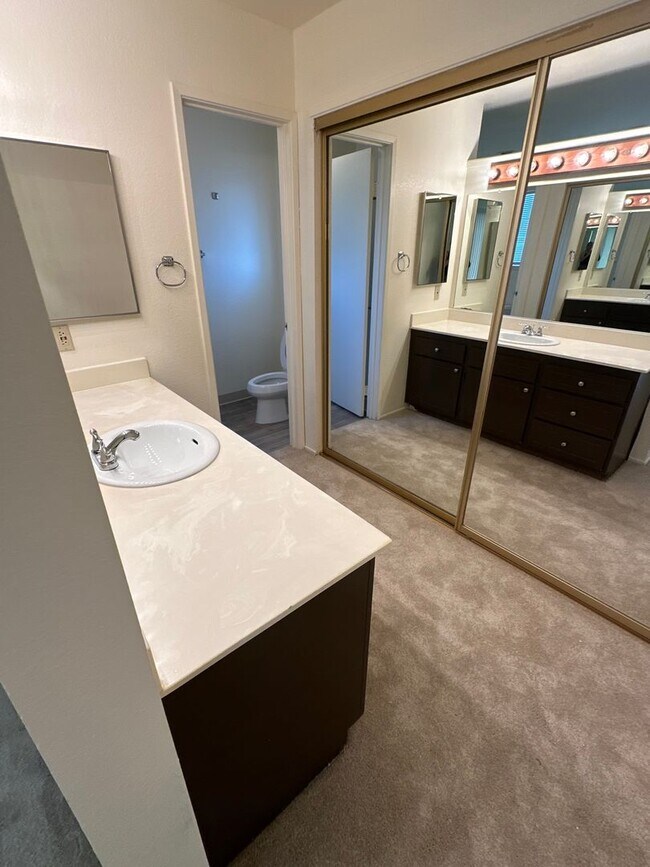 Building Photo - Adorable Rancho 3/2~~!  Please see entire add for viewings!!