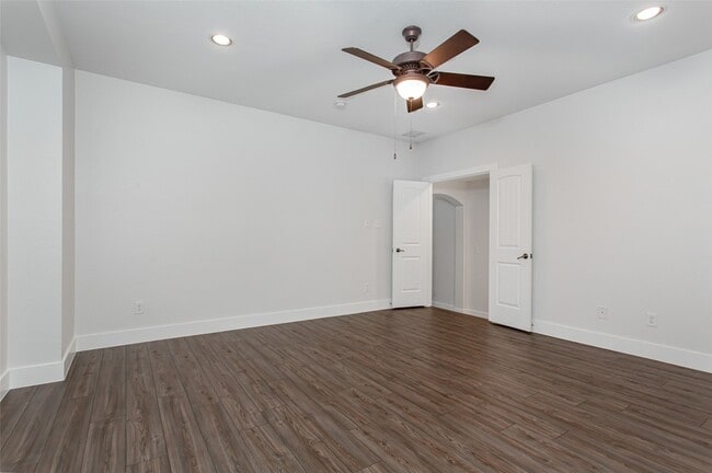 Building Photo - 4738 Coyote Trail