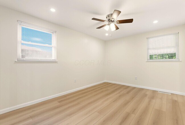 Building Photo - 3938 Halsey Pl