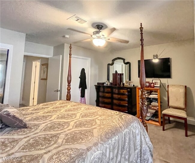 Building Photo - 8512 Desert Holly Dr