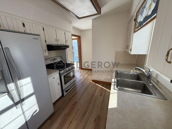 Building Photo - 2540 Ancient Dr SW